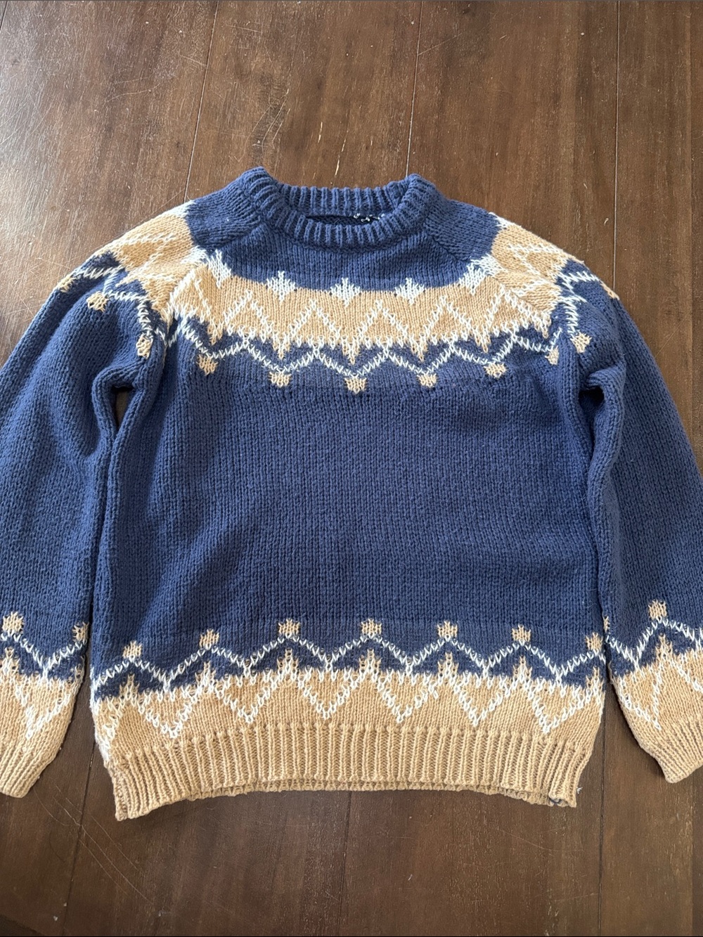 Womenโs Blue & Tan Fair Isle Crewneck Sweater